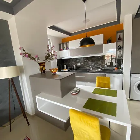 Best Apartment Πόγραδετς